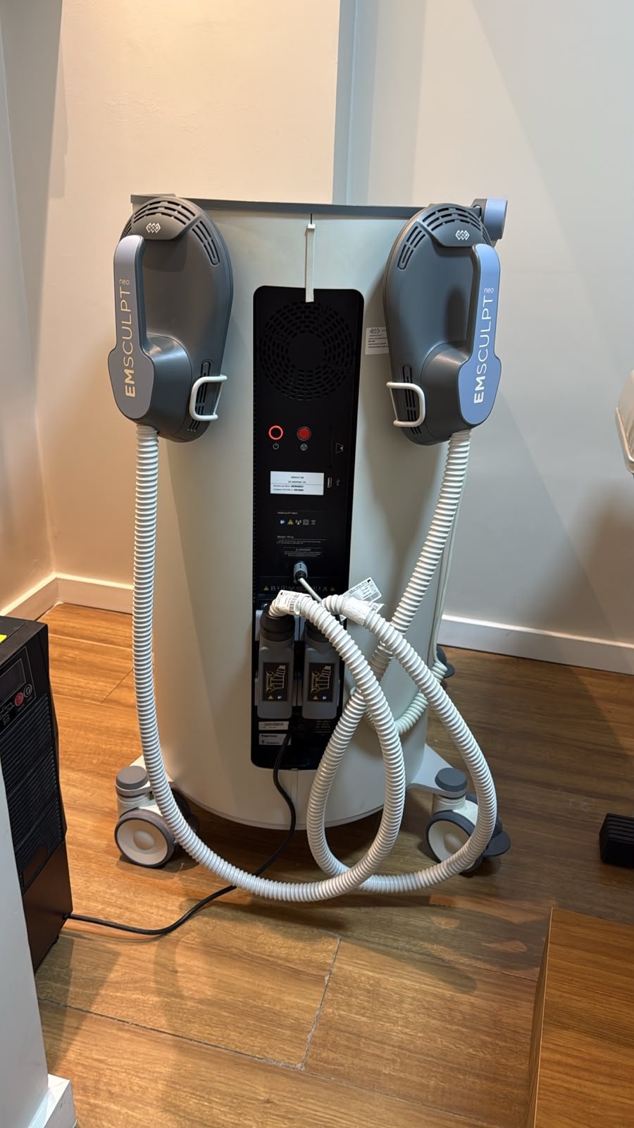 EMSCULPT NEO